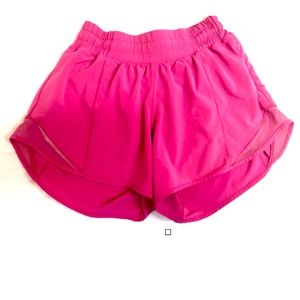 Hotty Hot Low-Rise Lined Short 4"